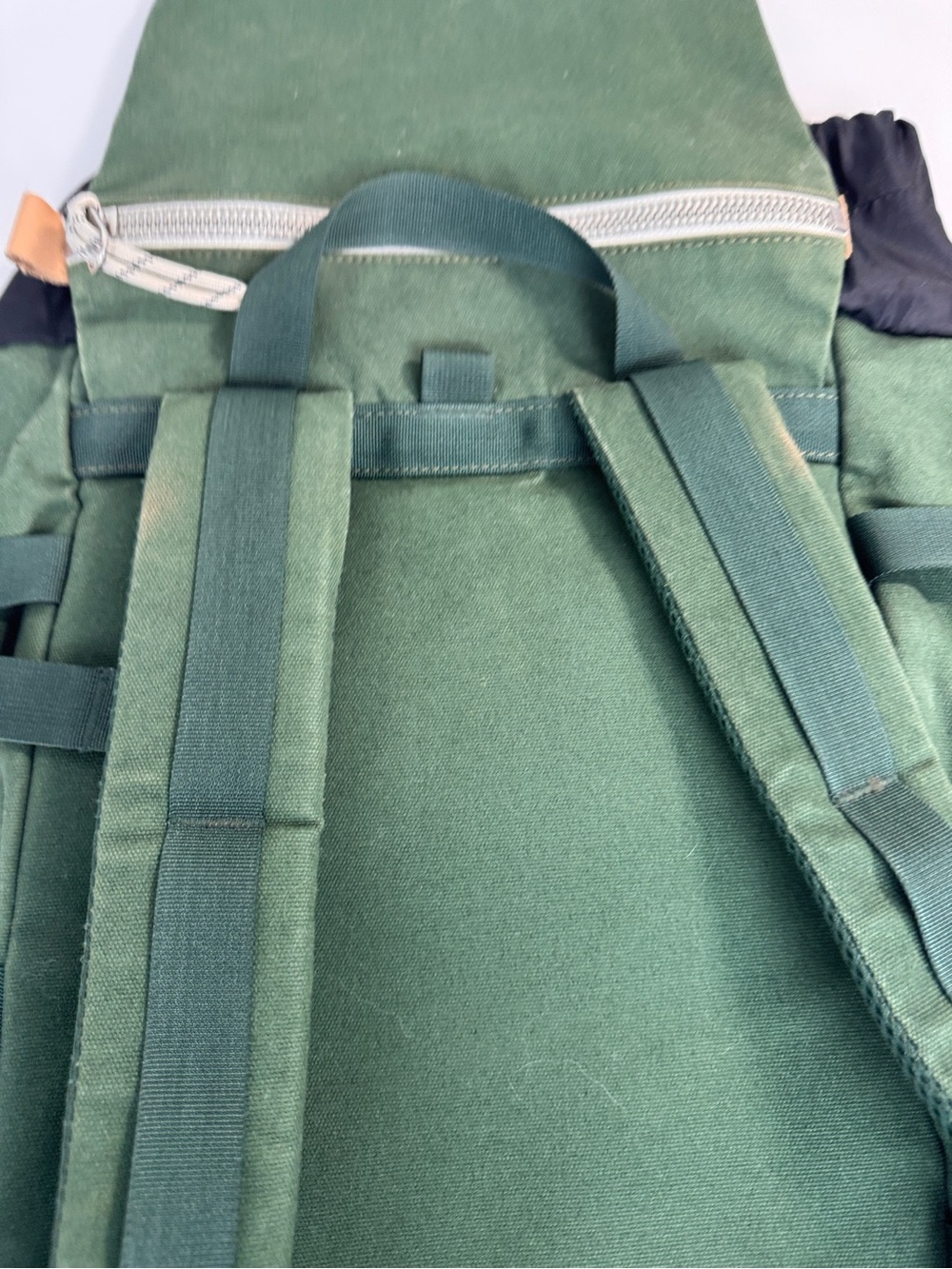 Topo Designs Rover Pack Classic Backpack - Picture 9 of 11